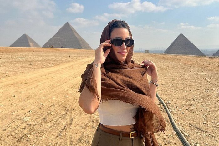 金字塔与狮身人面像埃及国家博物馆与集市或尼罗河帆船