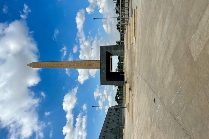 All Inclusive Giza Pyramids, Grand Egyptian Museum and Lunch 