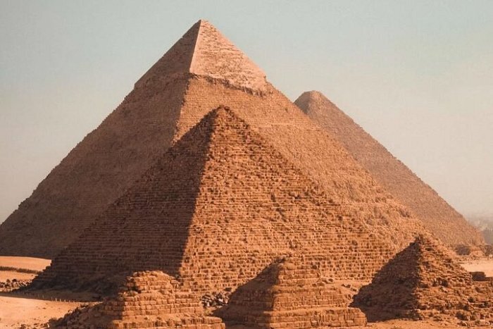 Pyramids of Giza and The Grand Egyptian Museum Full Day Tour 