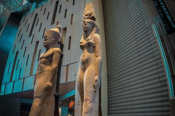 Private Pyramids & Grand Egyptian Museum Tour 