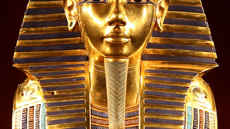 Tutankhamun tomb in full for first time
